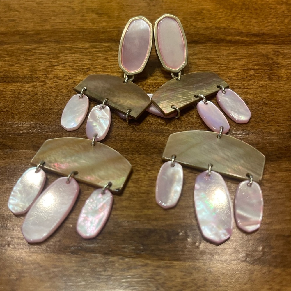 Kendra Scott Blush Pearl Emmet Statement Earrings
